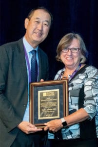 Dr. Ruth Thomas receives award